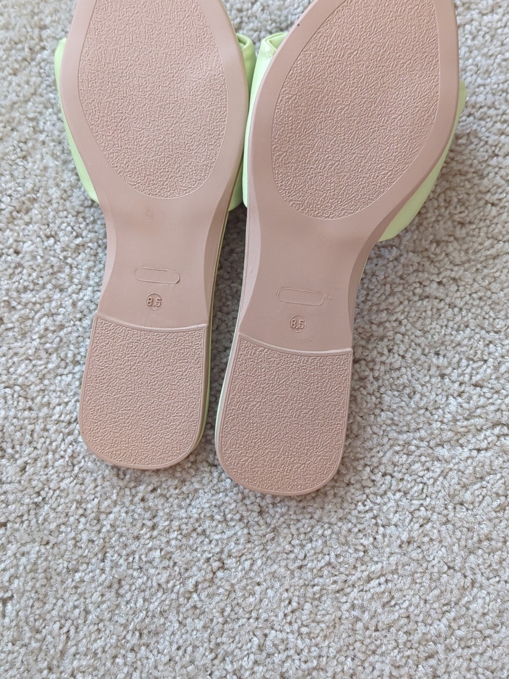 Seychelles Women’s Green Slide Sandals - Picture 5 of 6